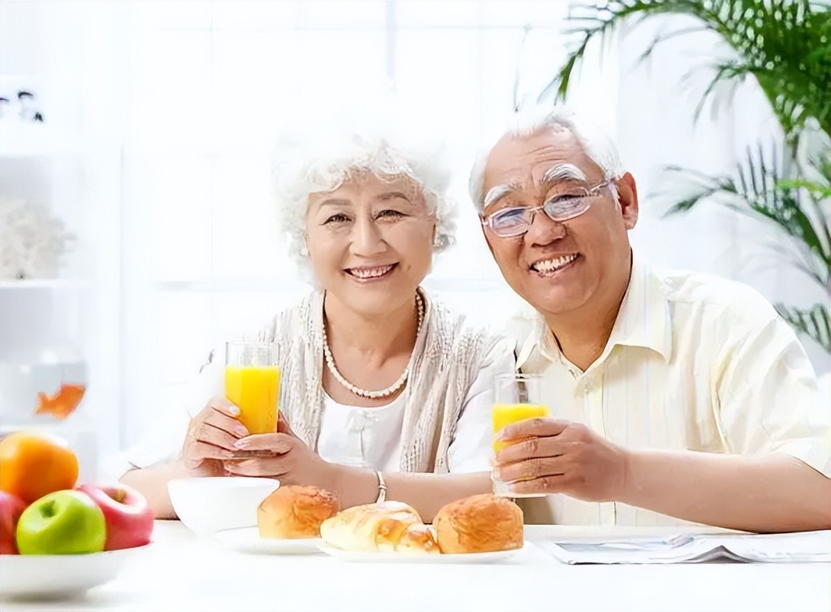 主动健康，乐享银龄！守护老年人健康"三部