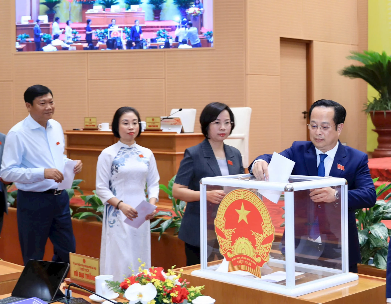 真金白银布局银发经济！越南推出组合政策！